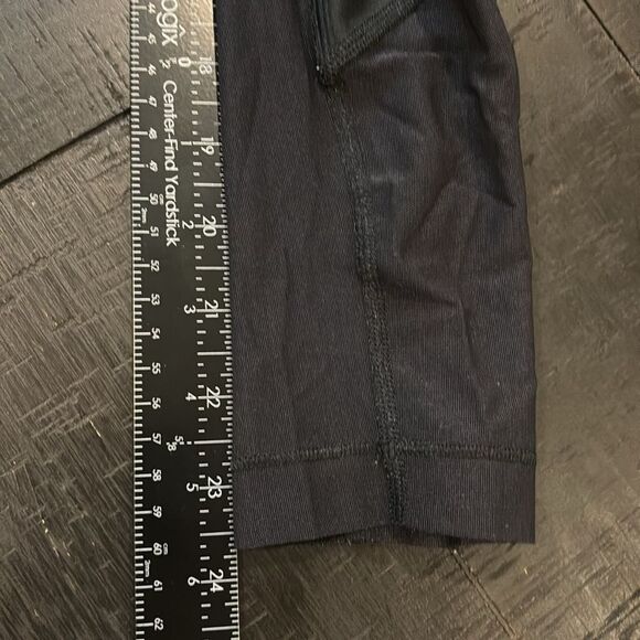 Under Armour Black Compression Bottom Sheer Size Small Athletic Gym Leggings - Picture 10 of 10